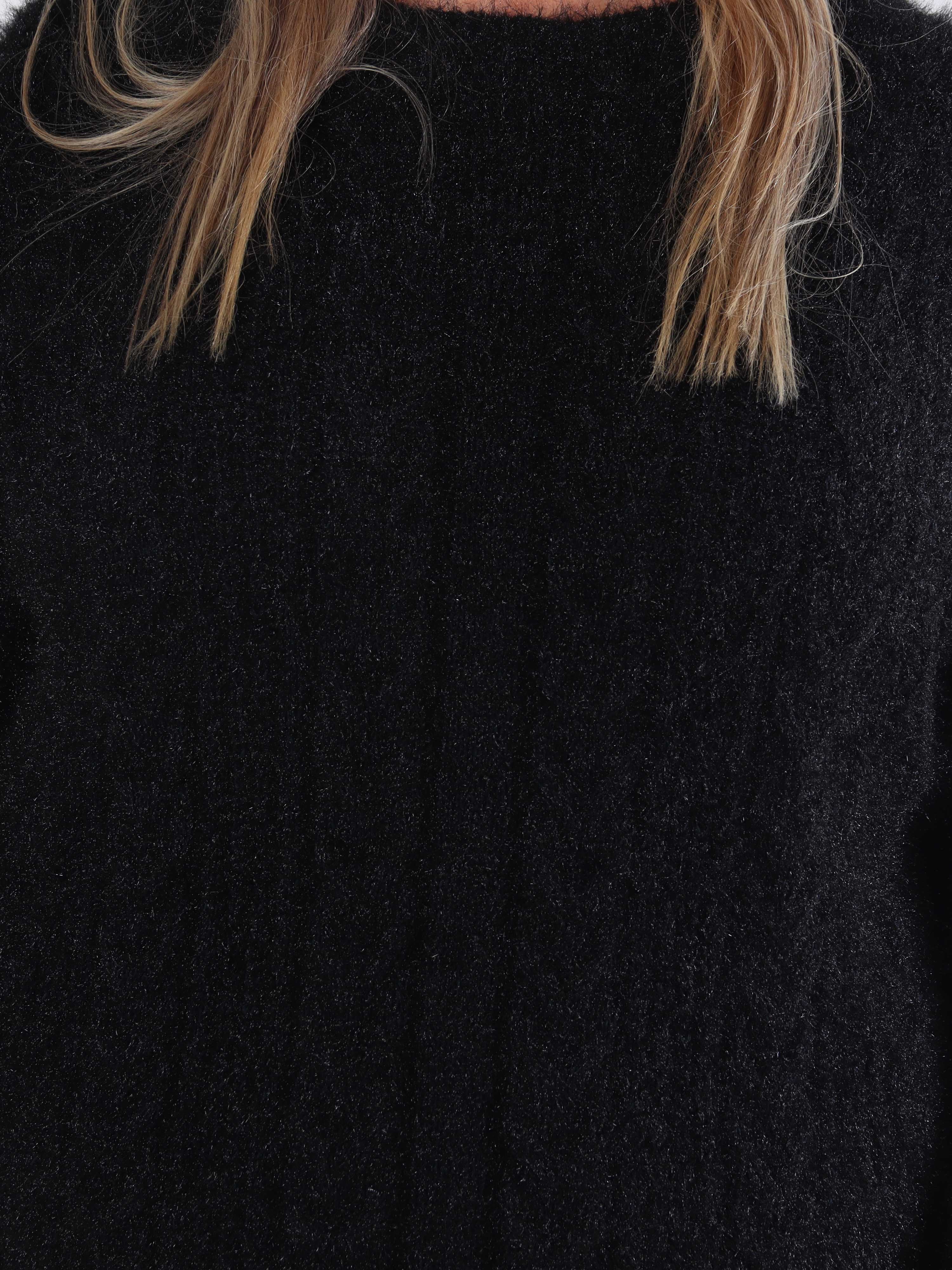 Johanna - Plus size stickad blus i glansig trikå